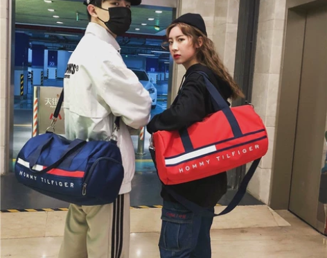 品牌运动健身包旅行包男女大容量运动包干湿分...