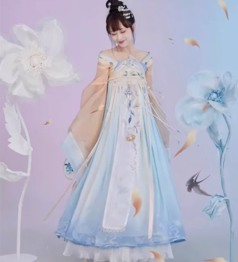 七月夕嫦笙 M码全套 上衣齐胸裙诃子 全新...