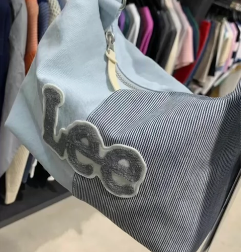 韩国Lee品牌新款牛仔布包大logo绣花拉...