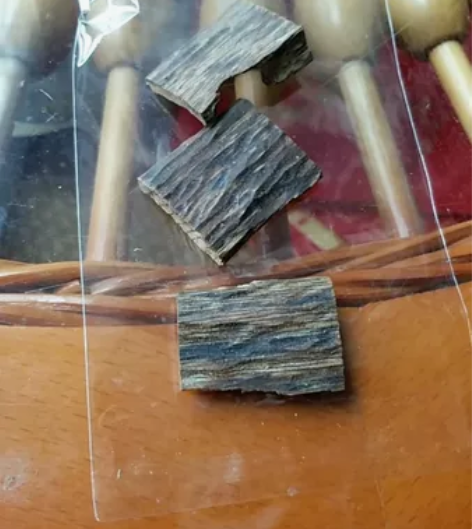 上等沉香绿奇楠，自己勾丝自己玩的材料切割做...