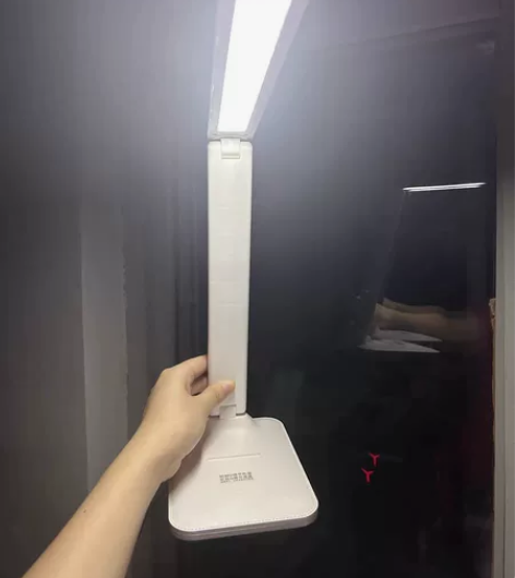 【捡漏！】折叠LED护眼台灯宿舍大学生柔光...