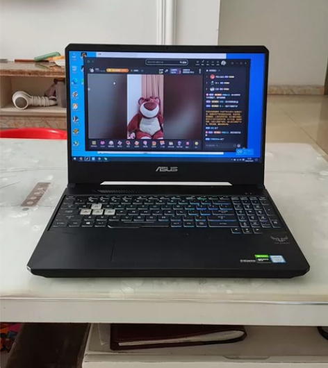 华硕笔记本飞行堡垒7 处理器:    i7...