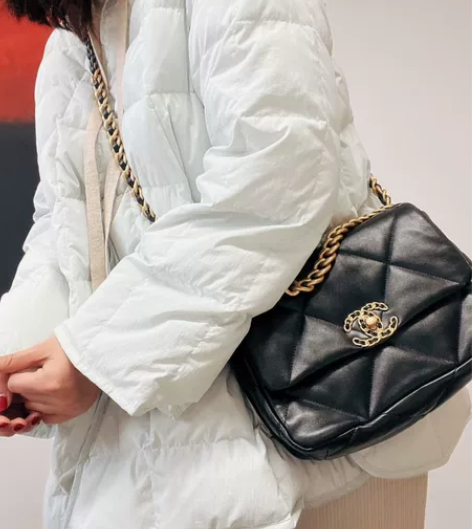 普通人家的女孩也能拥有的香奈儿19bag ...