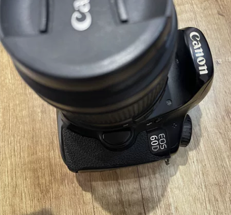 佳能60d,6-7成新 正常使用 带一块...