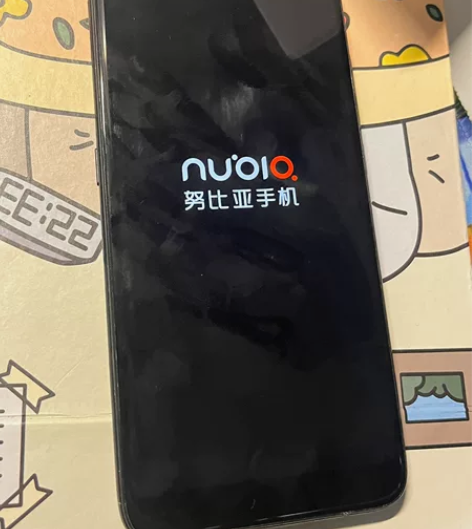 自用努比亚手机 ！！纯原无拆 ！！ 年头多...
