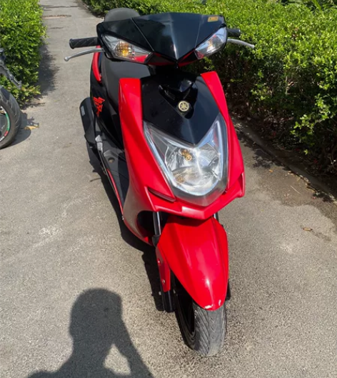 林海雅马哈飞鹰电喷劲战四代目125cc,车...