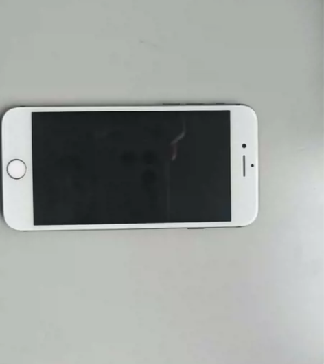 iPhone8游戏机 (无前后摄 无hom...