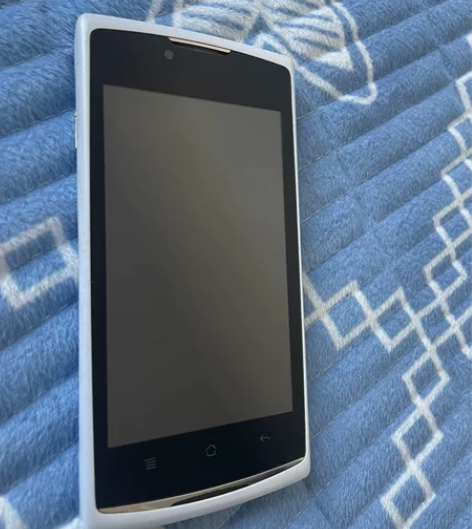 品牌oppo R807手机低价出售不开机了...