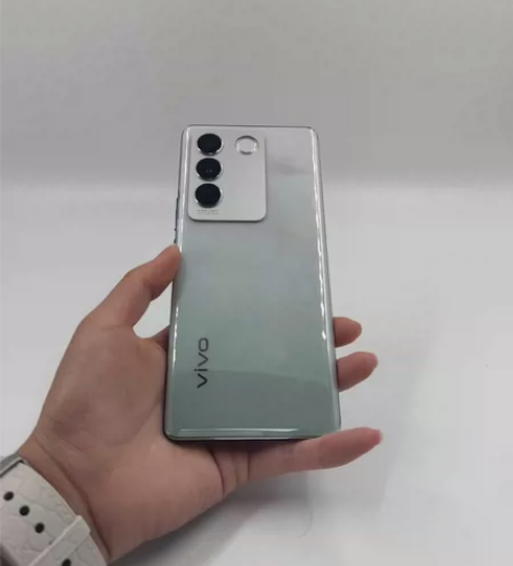 VIVO. S16 12+512. 95新...