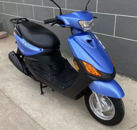 雅马哈巧格100cc,车型轻巧提速快,动力...