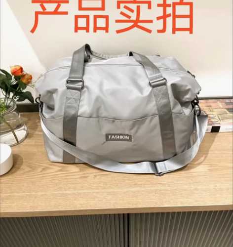 不赚钱！血亏出20个 牛冿布旅行包。旅行包...