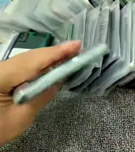 华荣为耀x30，原生态靓机，8256g. ...