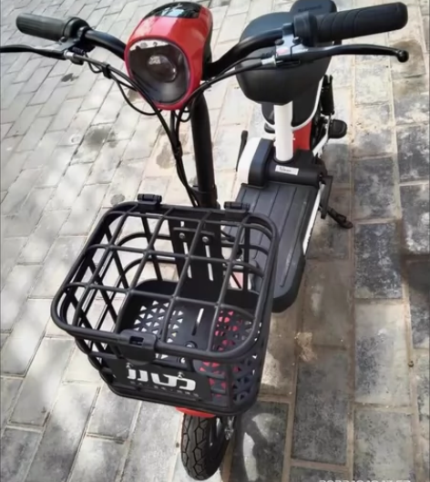 电动车,8成新,由于年后不回来工作了,因此...