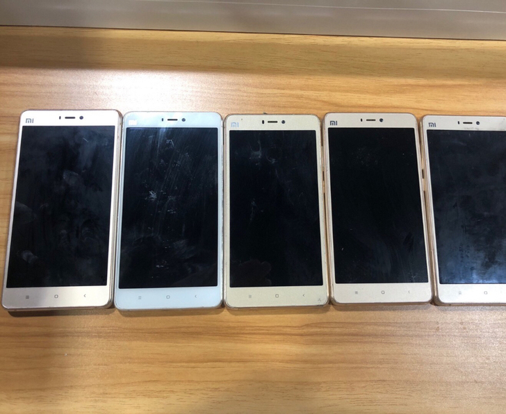 闲置小米4s手机全网通4g,3+64g 小...