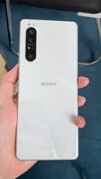 性价比高索尼xperia1ii 白色港版，...