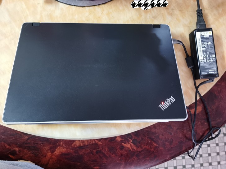联想Think pad Edge笔记本电脑
