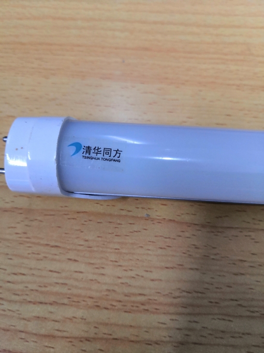 升级改造,LED灯管使用了不到一年,现在更...