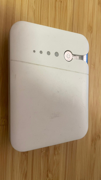 品牌型号 ：半岛铁盒充电宝
