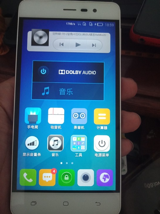 闲置4G手机，海信的，9层新