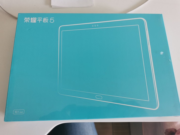 荣耀平板5,10.1寸屏,全新未拆包装。4...