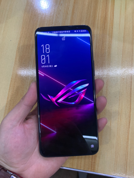 华硕ROG phone 5