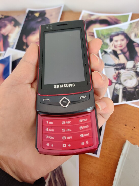 三星S8300c手机，成色不错如图，可惜相...