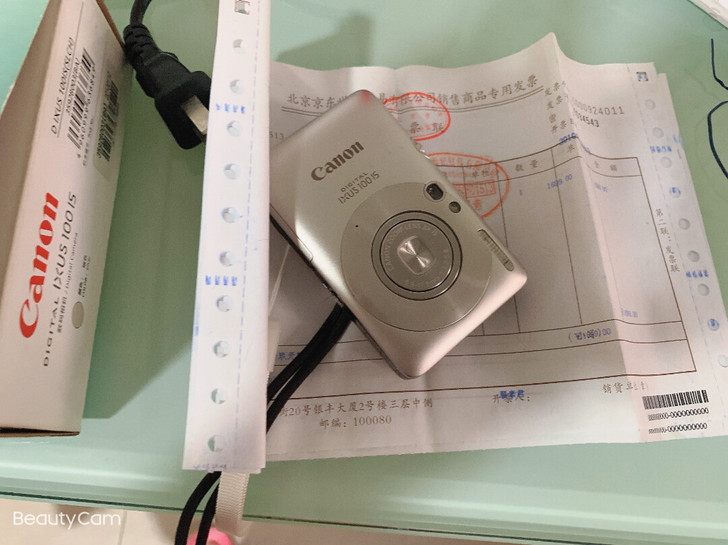 佳能lXUS100 IS数码相机,功能一切...