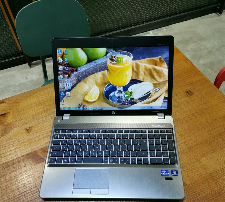九成新15寸惠普笔记本电脑i7四核  8g...