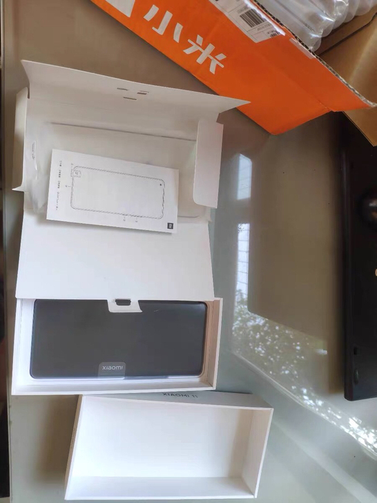 自用小米11，12+256，箱说全，成色9...