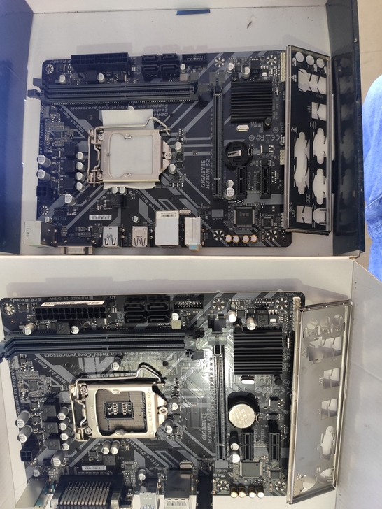 技嘉H310 DS2电脑主板,充新带挡板