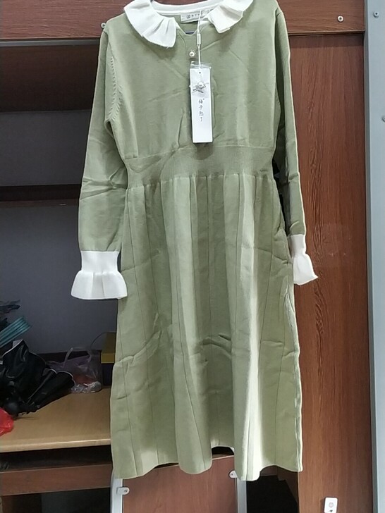 梅子熟了毛衣连衣裙,s码,全新,吊牌未拆,...