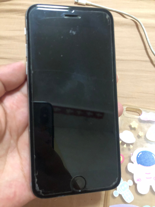 苹果6，内存16g，游戏机，能连无线，不能...
