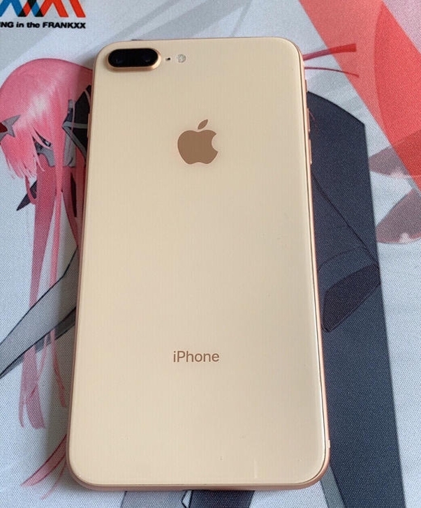 女生自用苹果8Plus，iPhone 8 ...