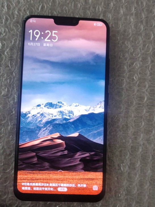 Vivo x21i黑色6+64全面屏全网通...