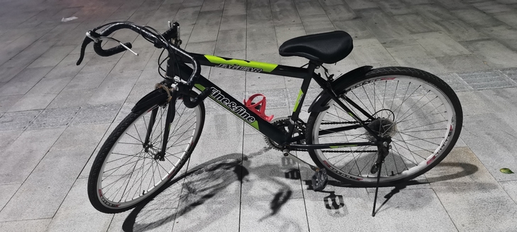 公路车