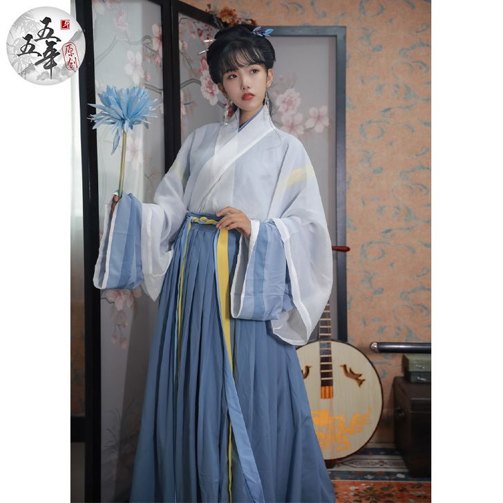 五五年汉服 霜降