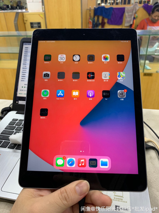 2017款ipad 32g 插卡4g版  ...