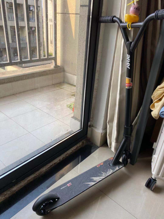 美国品牌专业极限滑板车特技花式成人代步两轮...