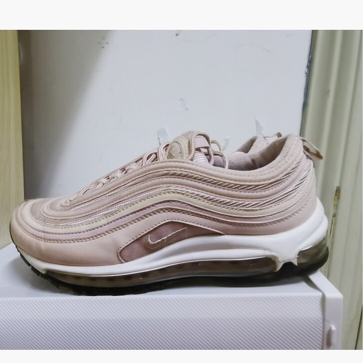 出正品二手耐克子弹头