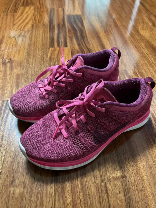 Nike 网面跑步鞋