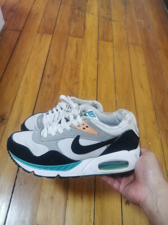 NIKE耐克女跑鞋AIR MAX气垫运动跑...