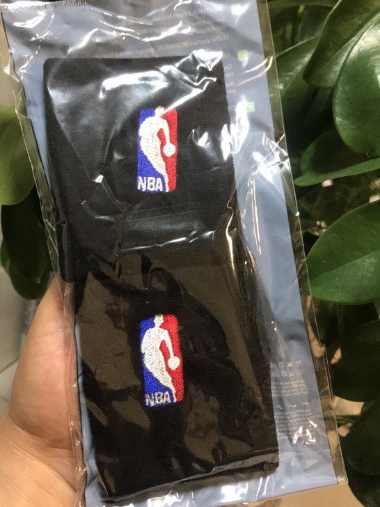 新款耐克NBA运动护腕,全新吸汗透气护腕,...