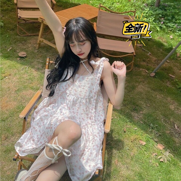 甜美小清新绑带蝴蝶结连衣裙