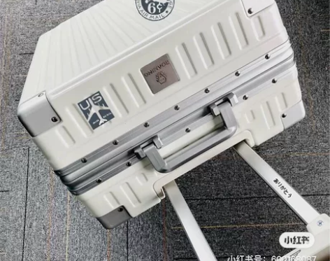 漫游拉杆箱,PC铝框箱,微瑕,白色26寸,...