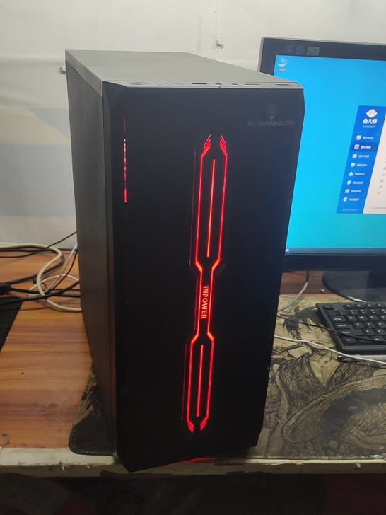 主机转让,六核3.5主频cpu 16G内存...