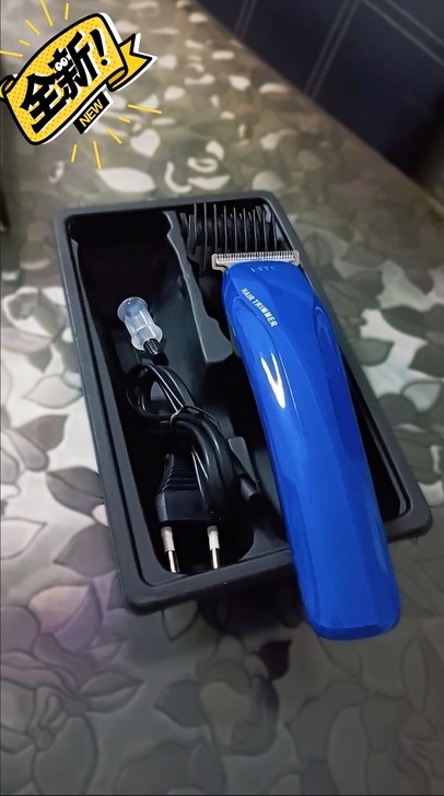 还有几个,HTC专业级理发器充电推剪成人儿...