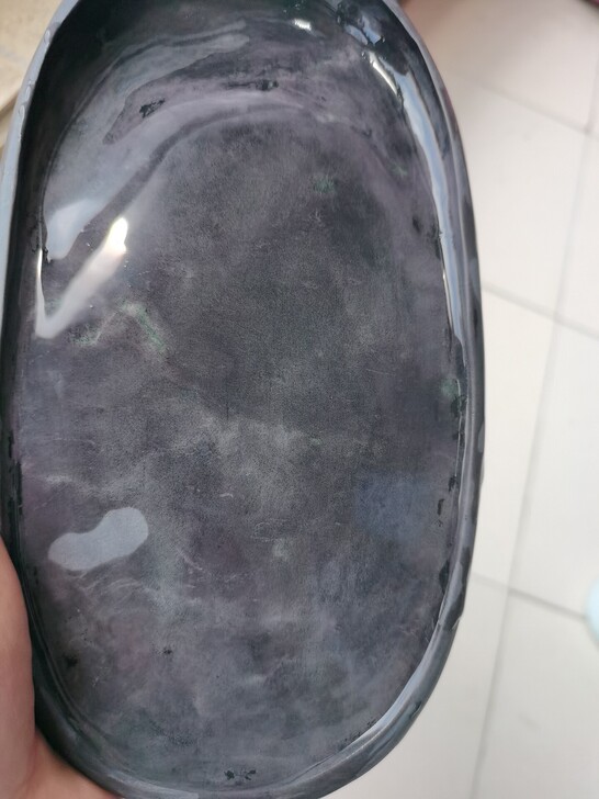 端砚，无盒子。个人闲置，品相及石质如图所示...