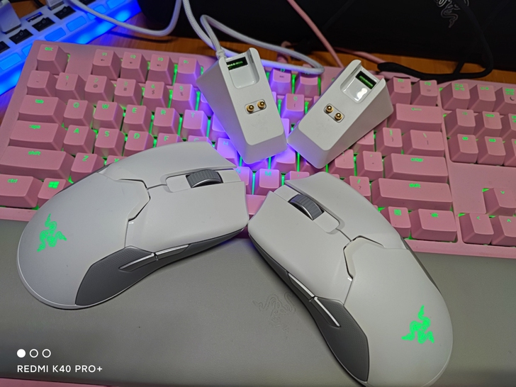 雷蛇(Razer)鼠标毒蝰终级版无线游戏电...
