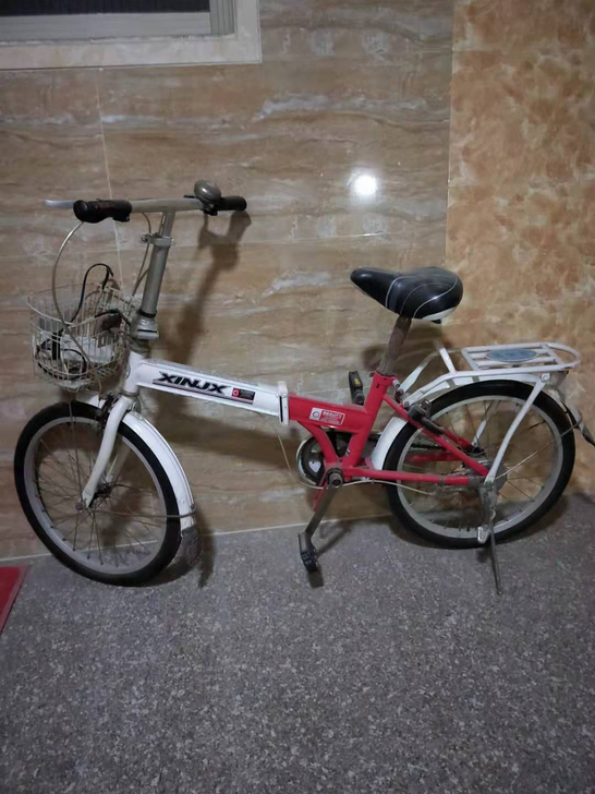 2台22寸自行车,品牌车,可折叠,600多...