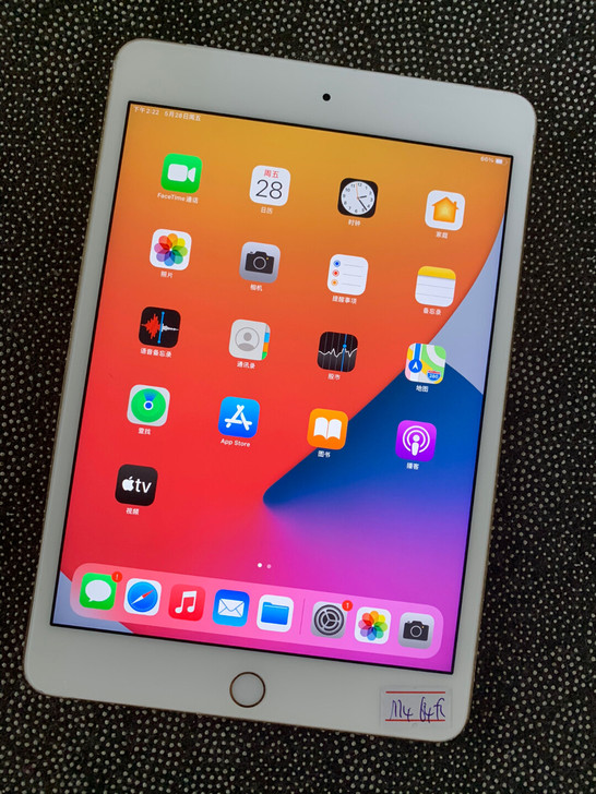 ipadmini4 64gWiFi+插卡，...